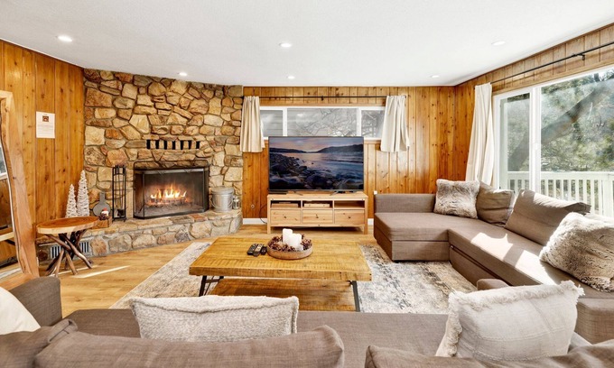 Big Bear Lake Cabin | Conklin Paradise #1993
