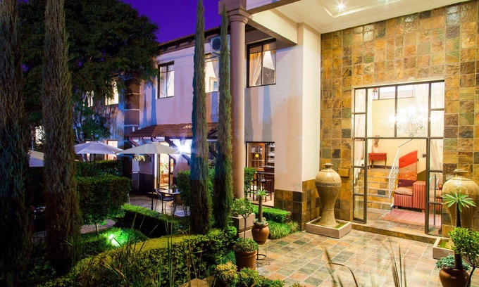 Constantia Park Hotel | Constantia Manor Guest House