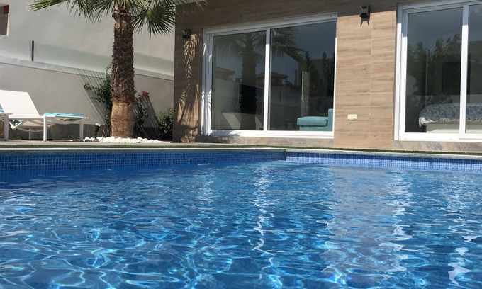 Los Imbernones Villa | Contemporary new villa with private swimming pool and close to beaches