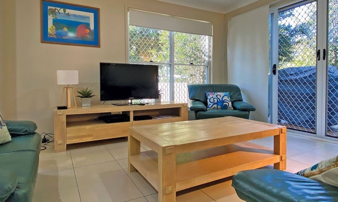 Amity Point House | Contemporary 2 level townhouse, Central Location, Short walk to all amenities