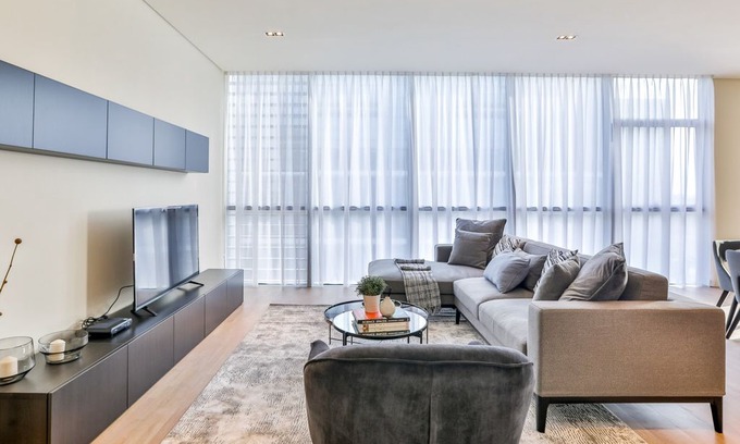 Al Wasl Apartment | Contemporary 3 BR Apt in City Walk Bldg 11B #306