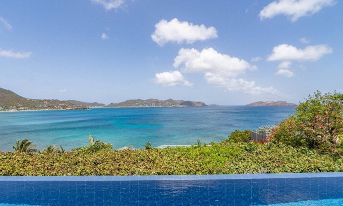 Pointe Milou Villa | Contemporary 4 BDRM Villa w Glorious Sunsets