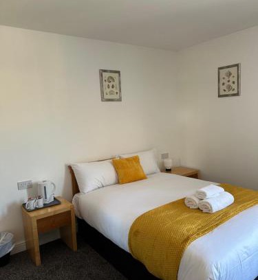 Hull Hotel | Continental Hotel with access to shared kitchen