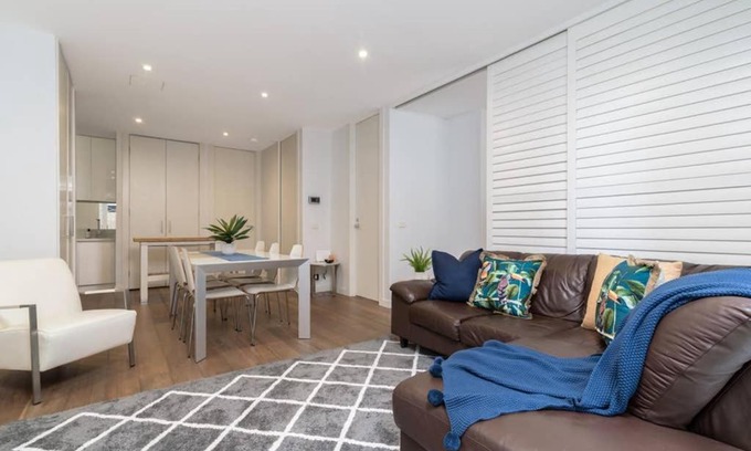 Carnegie Apartment | Convenience and luxury in Carnegie