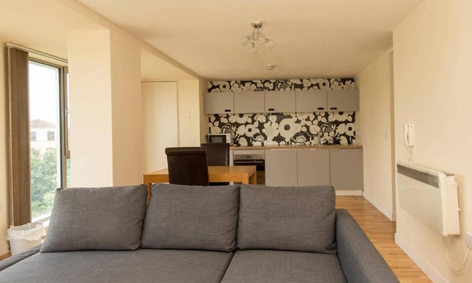 Cheetham Hill Apartment | Convenient 1BR Flat near City by GuestReady