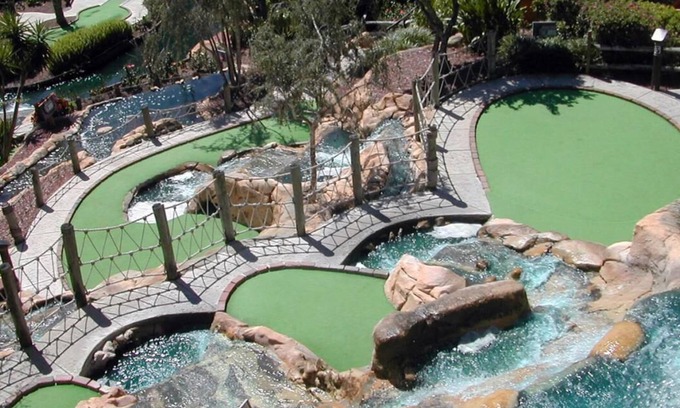 Traverse City Hotel | Convenient Countryside Stay at Knights Inn Traverse City! Pool, Free Parking
