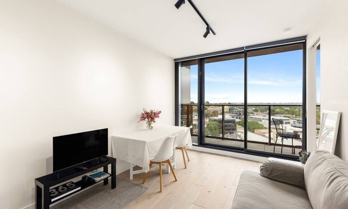 Hawthorn East Apartment | Convenient located 1 bedroom Apartment in Hawthorn