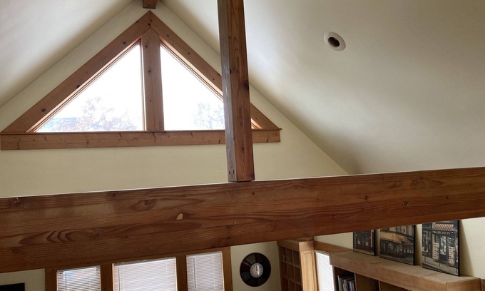 Westside Cottage | Convenient to Downtown, Brews, Shopping and Food!