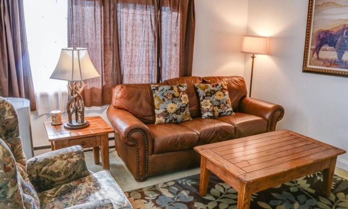 Downtown Bozeman Condo | Conveniently located in Bozeman w/vintage features - Let the Sun Shine on Main Street!