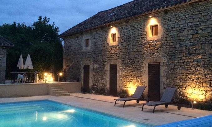 Cours House | Converted Barn With Private Pool
