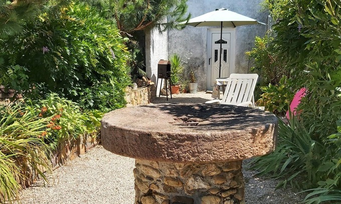 Arganil Cottage | Converted farm cottage with pretty views, 2km from Arganil, river beach 2km