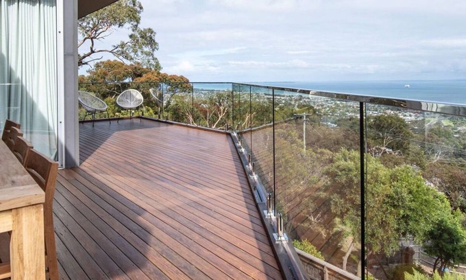 McCrae House | Cook's Lookout McCrae