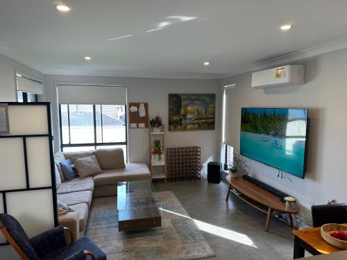 Austral House | Cool Air Austral with AC