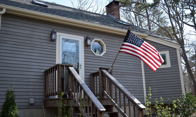 Eastham House | Cool - Quiet - Convenient