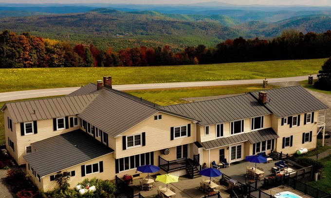 West Dover House | Cooper Hill Inn