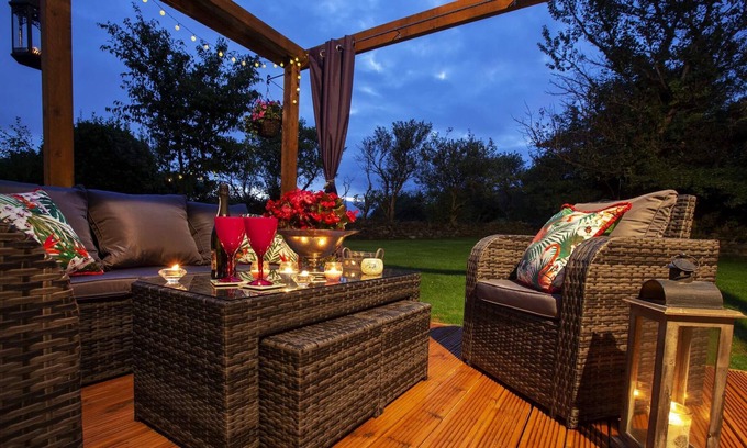 Idle House | Coppice View, a quiet cul de sac, detached property with large garden and views