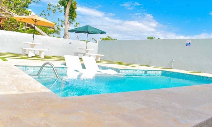 Silver Sands House | Coral House: Private Pool - Relax in Style - Island Comfort Awaits!