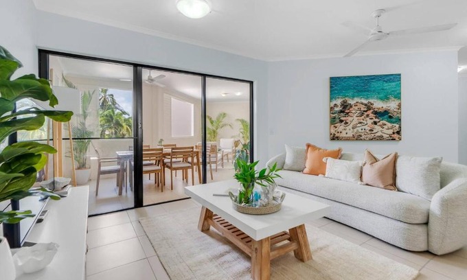 Cairns North Apartment | Coral Poolside - Resort Living by Cairns Esplanade