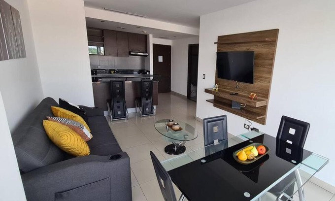 Guayaquil Apartment | CORAL SUITE CON VISTA CIUDAD/PISCINA, GYM, PARQUEO