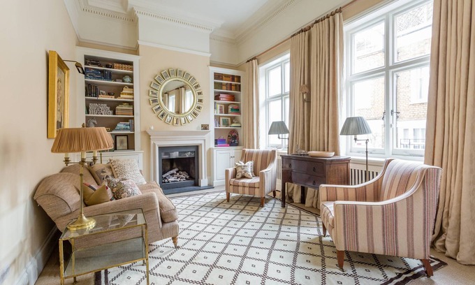 Queen's Gate Apartment | Cornwall Gardens XX by onefinestay