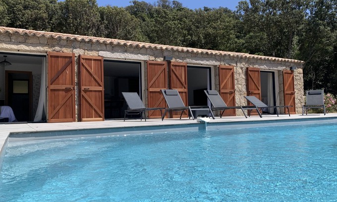 Figari House | CORSICAN STONE VILLA EXTRA PRICE WITH SWIMMING POOL PEACEFUL FLOWER GARDEN