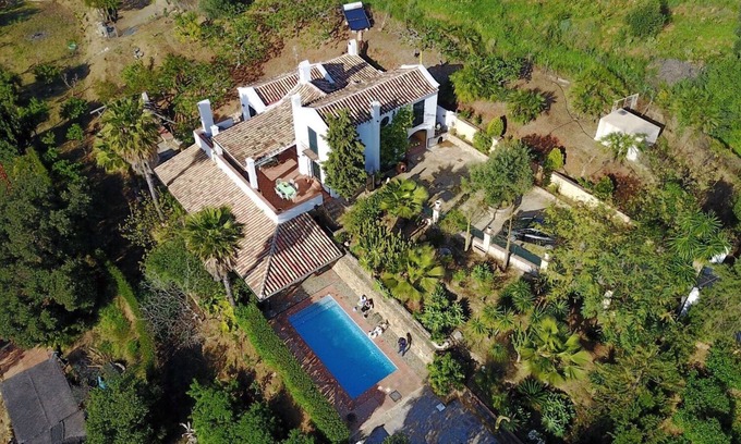 Ojen Ski Chalet | Cortijo Huerta la Casa