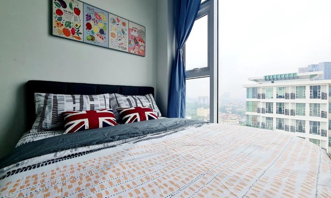 Taman Hock Ann Apartment | Cosmos 7 Guest Scott Garden, Duplex 1 Room Old Klang Road, Taman Desa, Kuchai Lama, Bangsar South, Pearl Point, Mid Valley, Kuala Lumpur