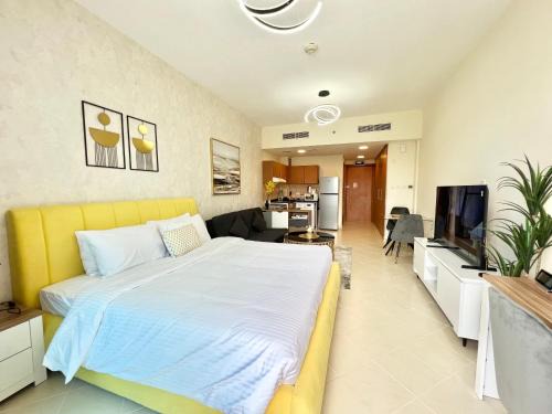 Dubai Production City Apartment | Cosmos Living Stunning Apt in Lago Vista IMPZ