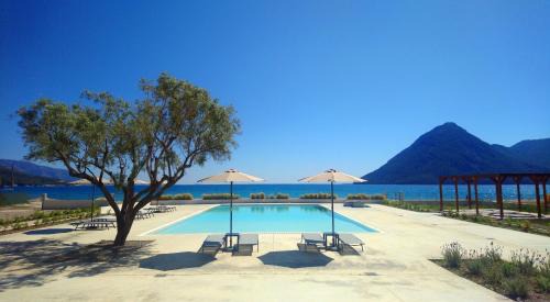 Xiromero Hotel | Costa Ionica · Mytikas Seaside Hotel