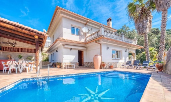 Lloret de Mar Villa | Costacabana - Villa Valeria
