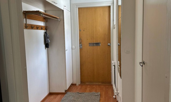 Itainen District Apartment | Costal Stay with Forest Views