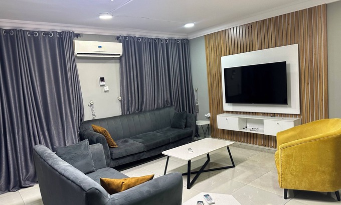 Ikeja Apartment | Cosy 2 Bedroom Apartment off Toyin Street Ikeja,10mins drive to the airport(LOS)