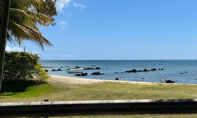 Trou aux Biches House | Cosy 3 bedrooms House close to beaches