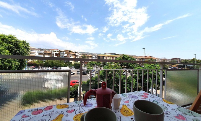 Archi Apartment | Cosy apartment for 4 guests with A/C, WIFI, TV and balcony