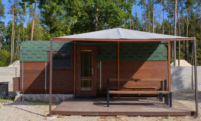 Hradec Kralove House | Cosy apartment in villa for 4 people with WIFI, A/C, TV, patio and pets allowed