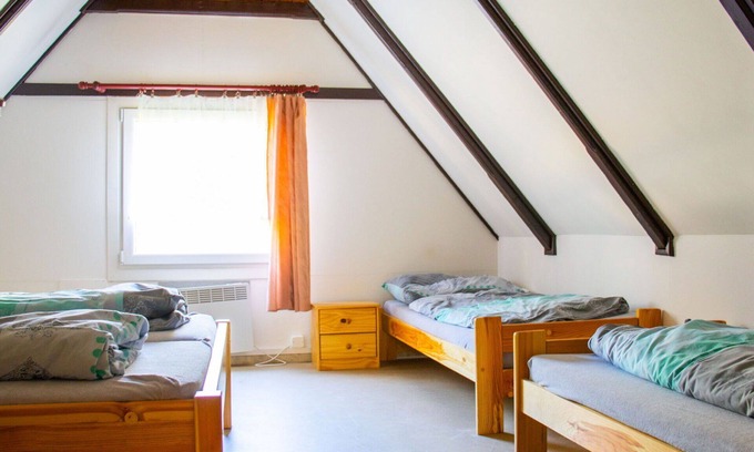 Hradec Kralove House | Cosy apartment in villa for 12 people with WIFI, TV, patio, pets allowed and parking