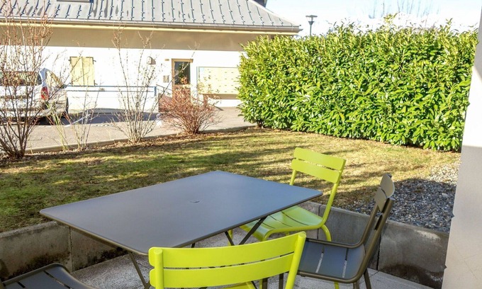 Saint-Gervais-les-Bains Apartment | Cosy apartment for 4 people with WIFI, TV, patio and parking