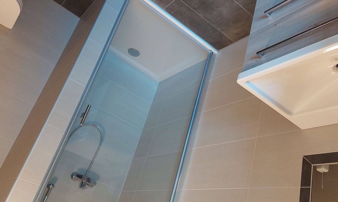 Augsdorf Apartment | Cosy apartment for 6 guests with WIFI, TV and balcony