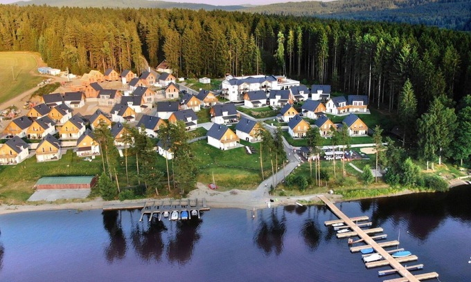 Lojzova Paseka Apartment | Cosy apartment for 4 guests with WIFI, hot tub, TV and terrace
