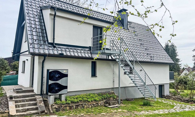 Karlovy Dvory Apartment | Cosy apartment for 5 people with WIFI, TV and terrace