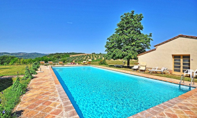 San Gimignano Apartment | Cosy apartment for 4 guests with WIFI, A/C, pool, TV and panoramic view