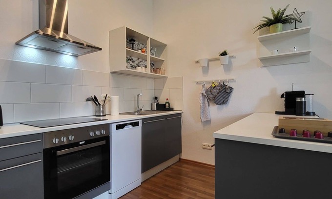 Magdeburg Apartment | Cosy apartment for 2 guests with TV and balcony