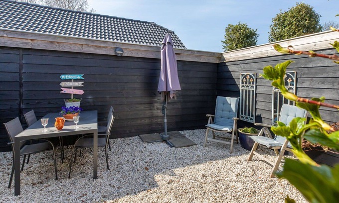 Vlissingen Apartment | Cosy apartment for 2 people with WIFI, TV and pets allowed
