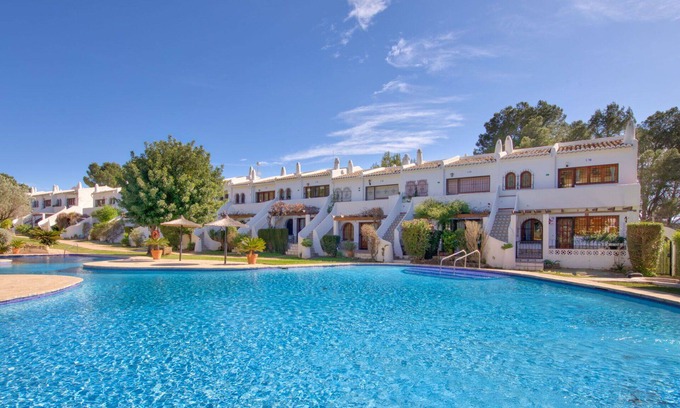 Jesus Pobre Apartment | Cosy apartment for 3 people with pool, WIFI, TV and terrace