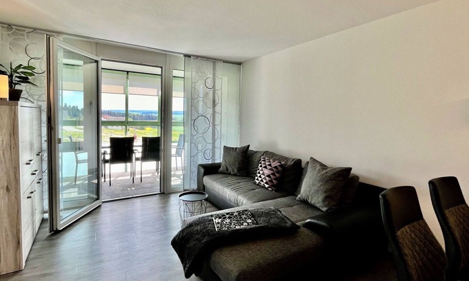 Loffingen Apartment | Cosy apartment for 4 people with pool, WIFI, TV, balcony and panoramic view
