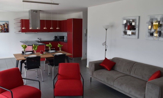 Locarno Apartment | Cosy apartment for 4 guests with WIFI, TV, terrace and panoramic view