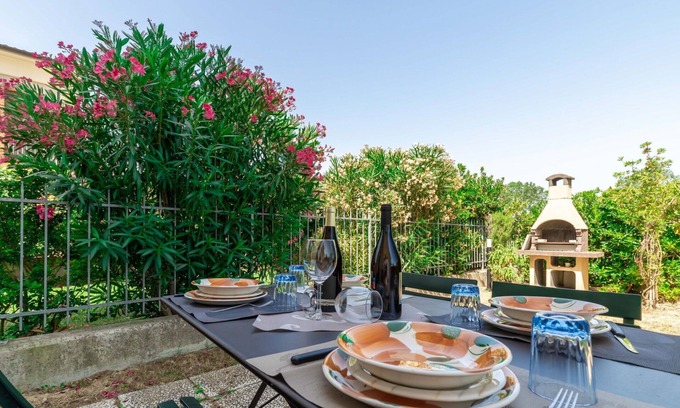 Loreto Apartment | Cosy apartment for 4 people with WIFI, TV and patio, close to Porto Recanati