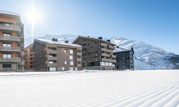 Andermatt Apartment | Cosy apartment for 7 guests with WIFI and parking