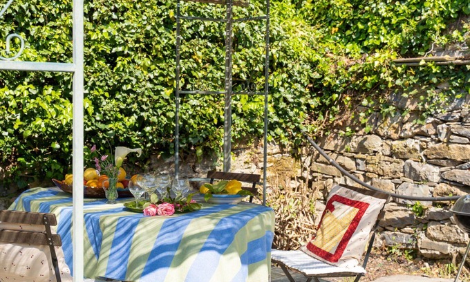 Prela Apartment | Cosy apartment for 9 people with TV, patio and pets allowed