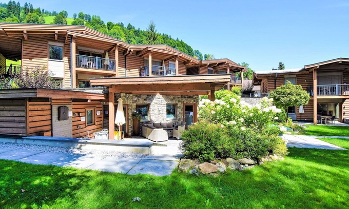 Niederau Apartment | Cosy apartment for 6 guests with WIFI, TV, terrace and pets allowed